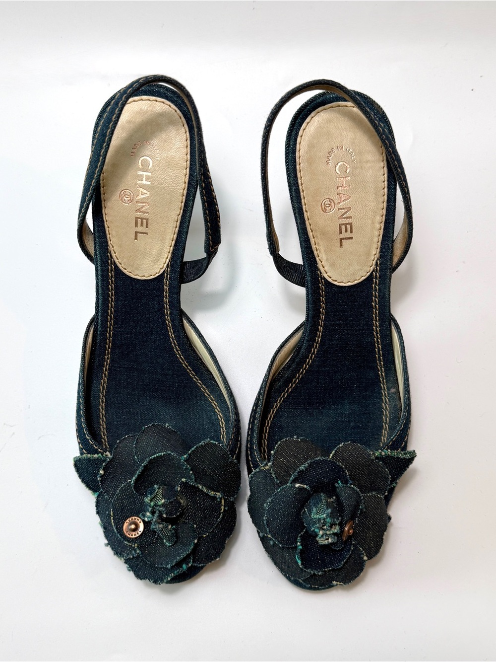 CHANEL Camellia Blue Denim Slingback heels size US 7.5